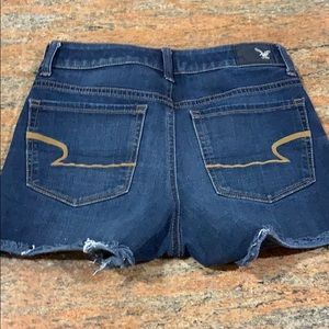 American eagle high-rise denim shorts (size2)